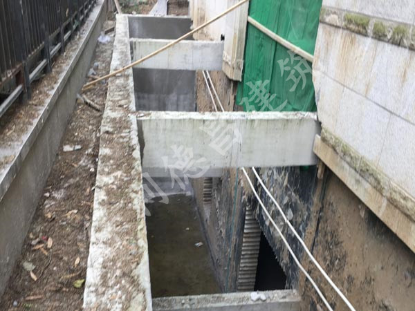 現(xiàn)澆施工現(xiàn)場